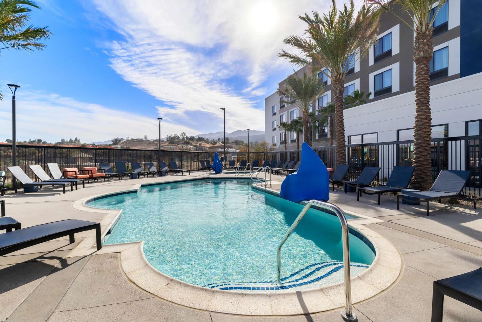 Hampton Inn & Suites Corona, Ca Ngoại thất bức ảnh
