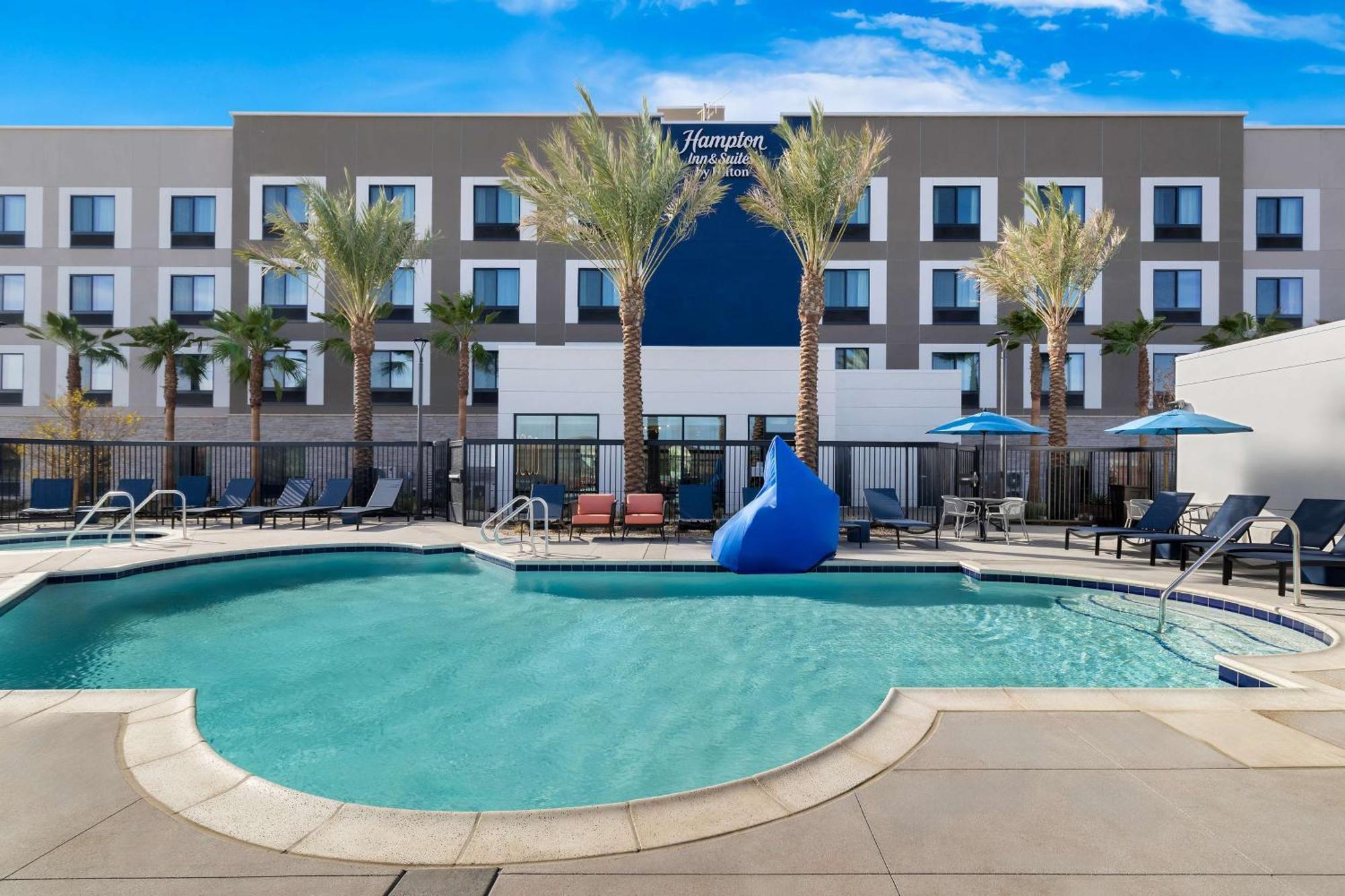 Hampton Inn & Suites Corona, Ca Ngoại thất bức ảnh